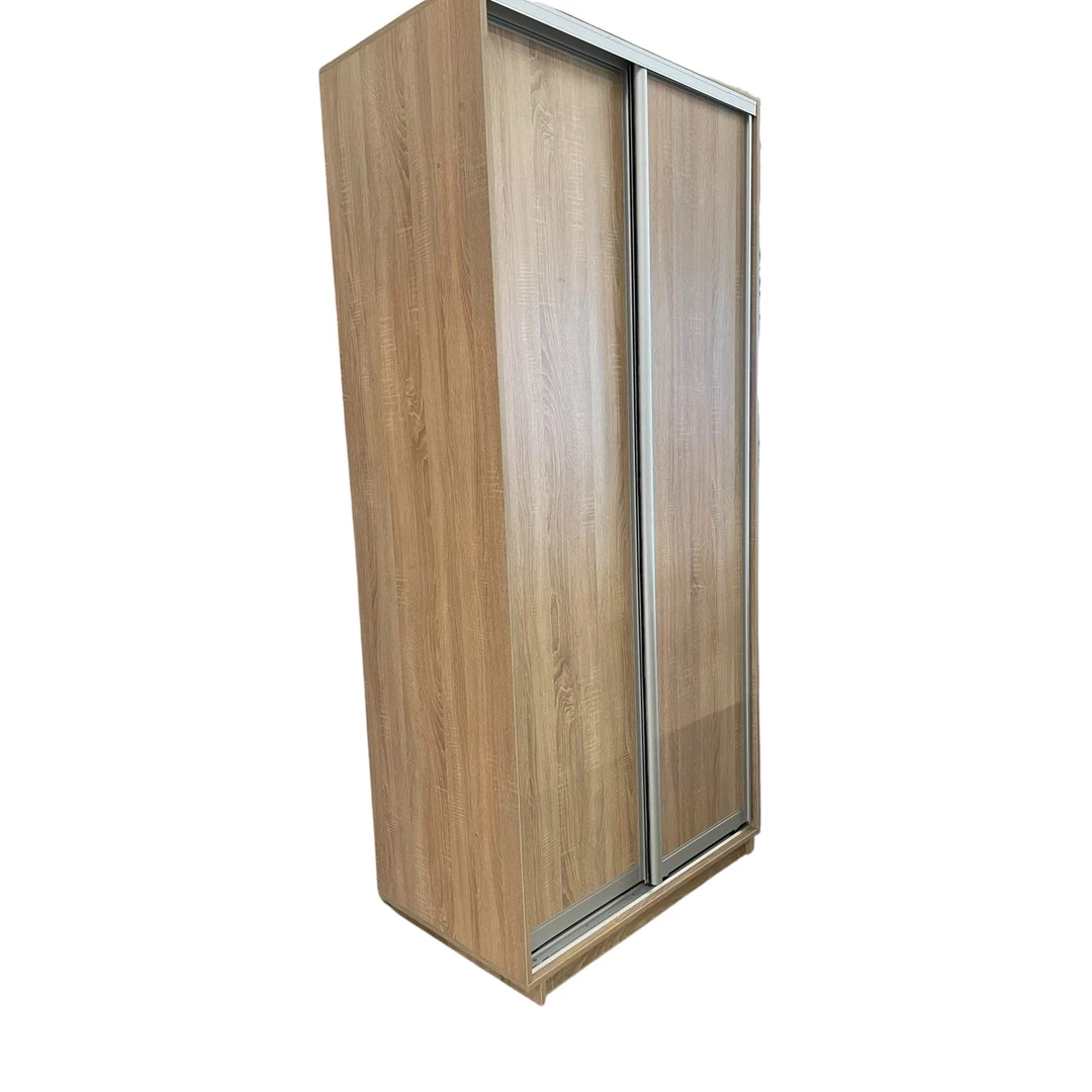 Didelė talpi spinta su stumdomomis durimis ir praktišku vidumi