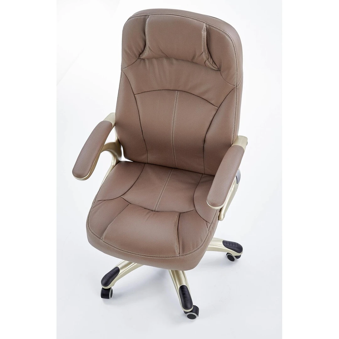 Elegantiška sofos komplektacija su minkštais pagalvėmis