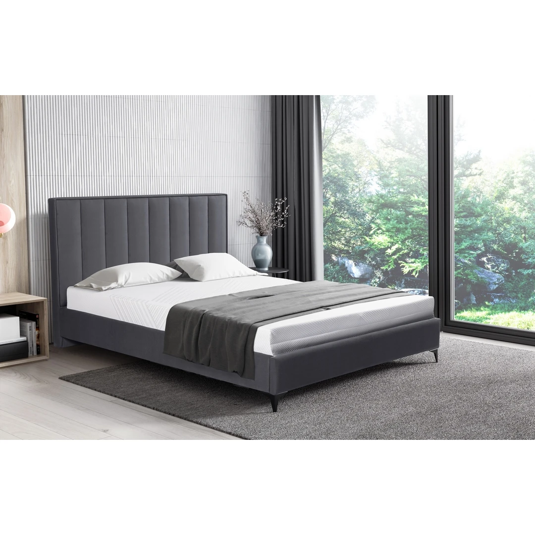 Elegantiška ir funkcionali lova su patalynės dėže