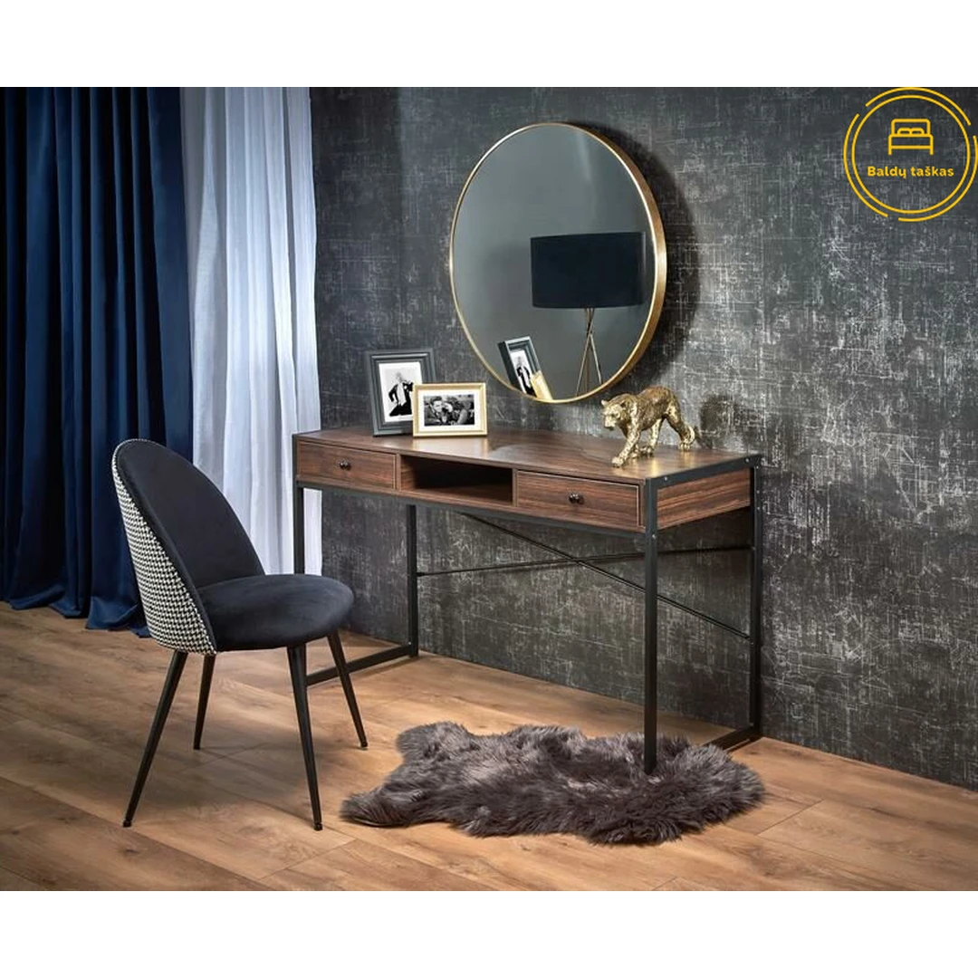 Funkcionalus rašomasis stalas darbui ir žaidimui