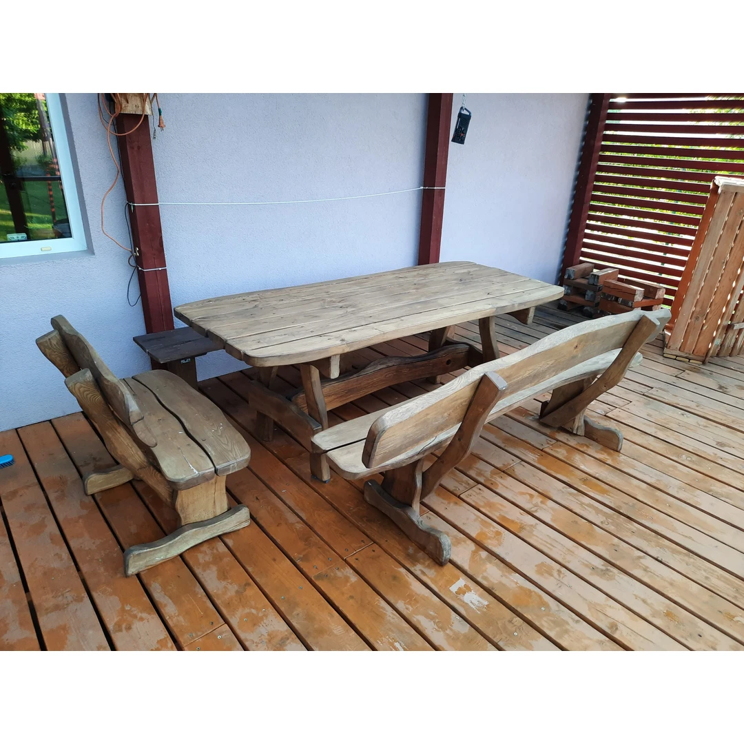 Uosinis lauko komplektas: stalas 2m, suolas, suoliukas – 290 €
