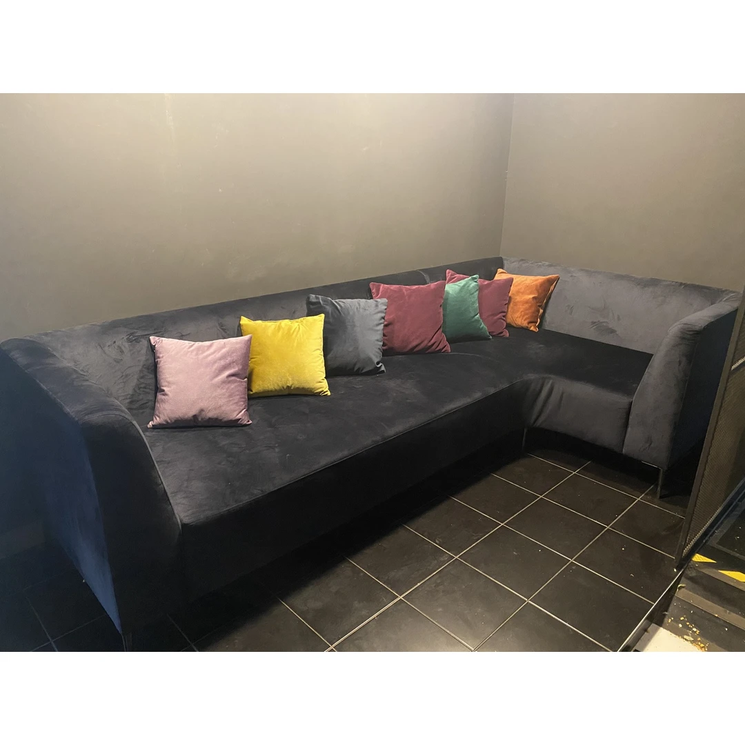 Ergonomiškas kampas su patogia sėdimąja dalimi