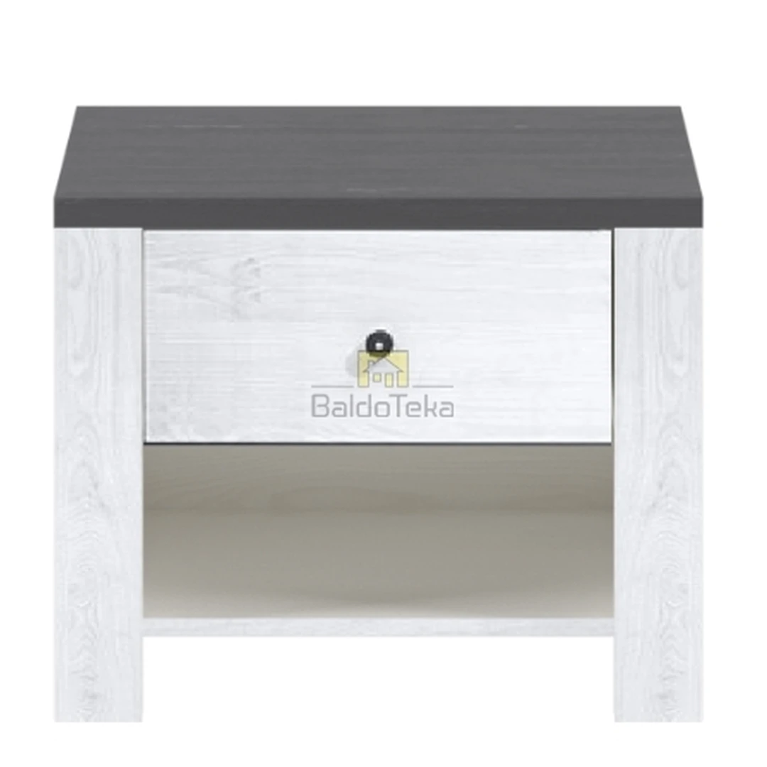 Šiuolaikiška balta pelenų spintelė su sendintu ąžuolu