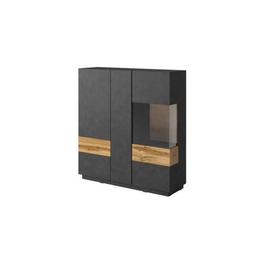 Moderni spinta su LED apšvietimu ir stumdomomis durimis