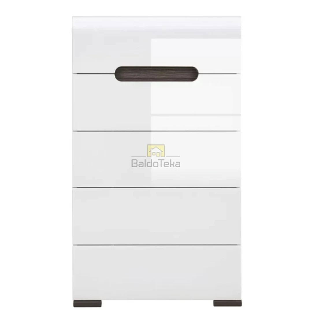 Stylus ir funkcionalus AZTECA spintos su tylaus uždarymo sistema