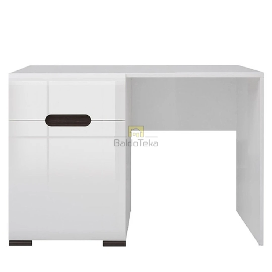 Moderni spintelė su tylaus uždarymo sistema