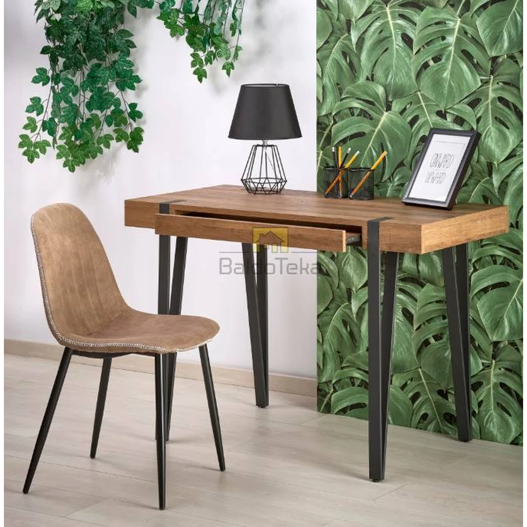 Elegantiškas MDF stalas medaus riešuto spalva