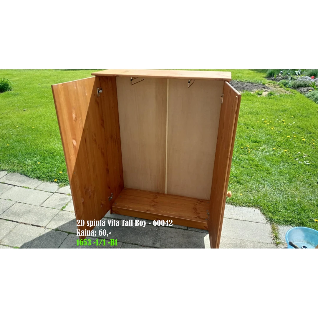 Stilinga kabinama spinta VITA TALL BOY iš medžio masyvo