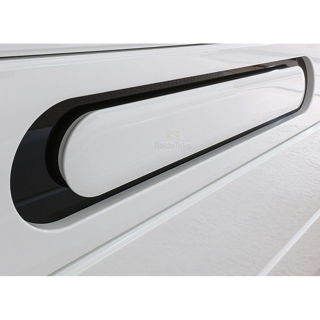 Stylūs juodos spalvos spintelė su tylaus uždarymo funkcija