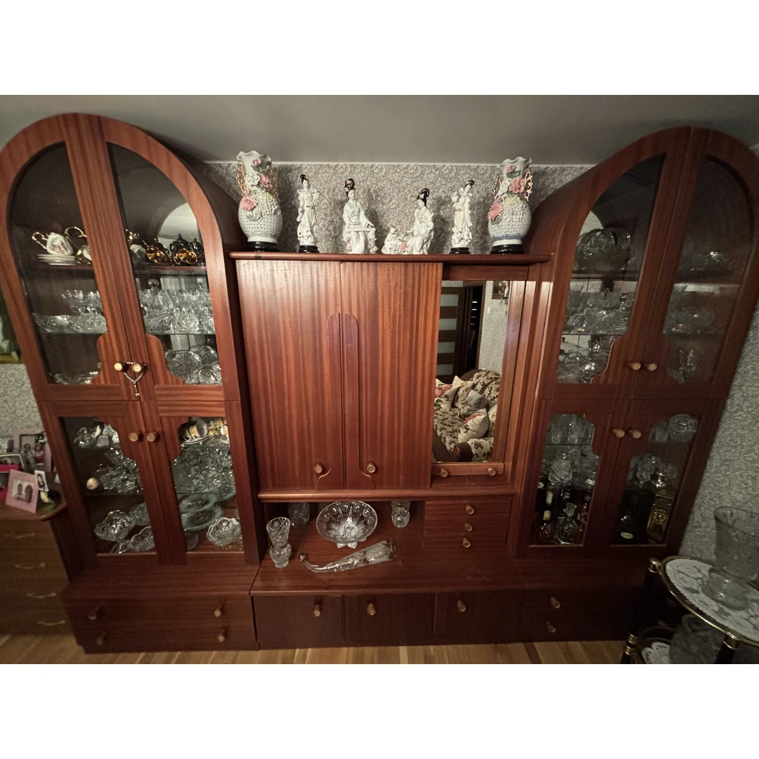 Moderni sofos komplektas – puikus būsto akcentas