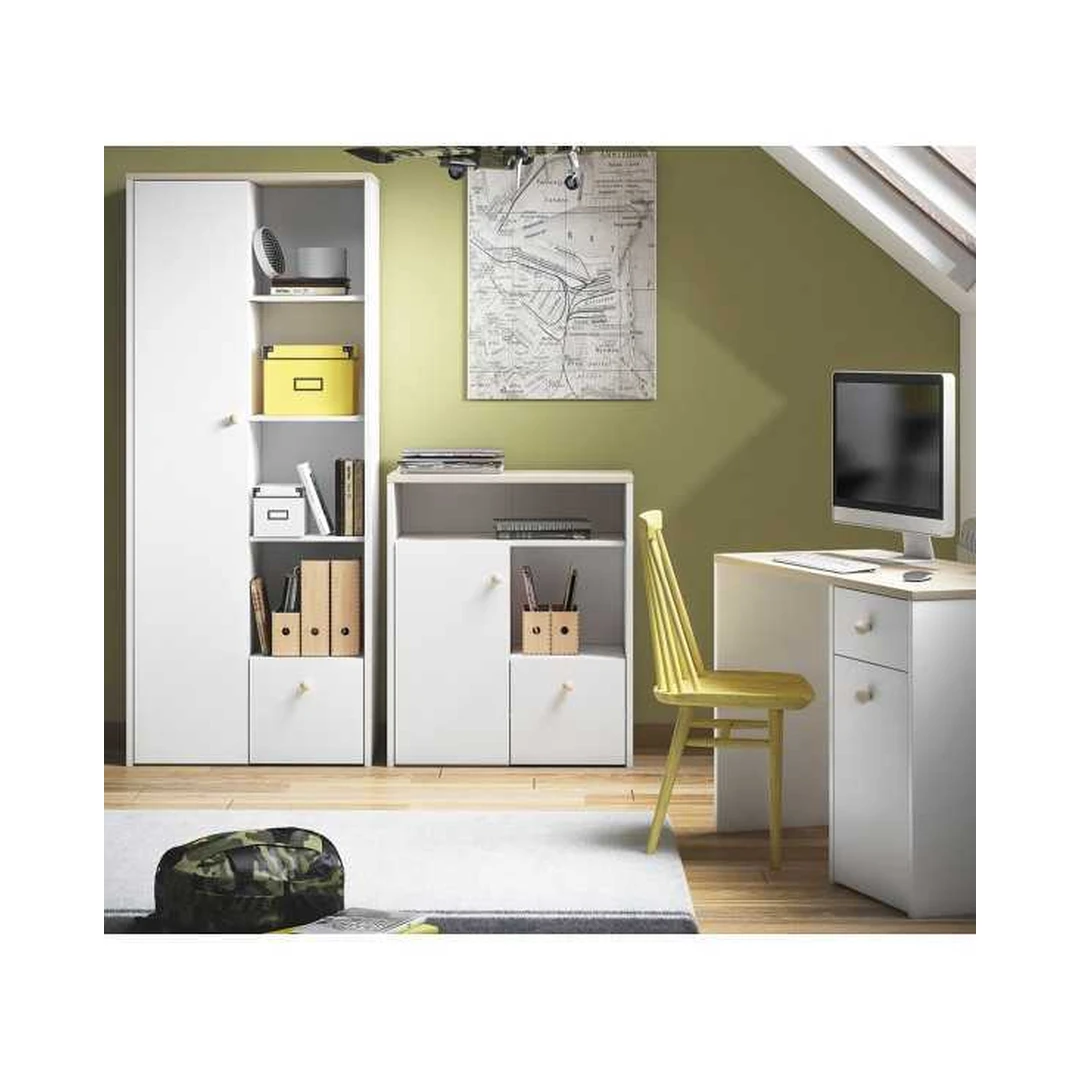 CESAR CS04 knygų spinta – erdvi ir stilinga