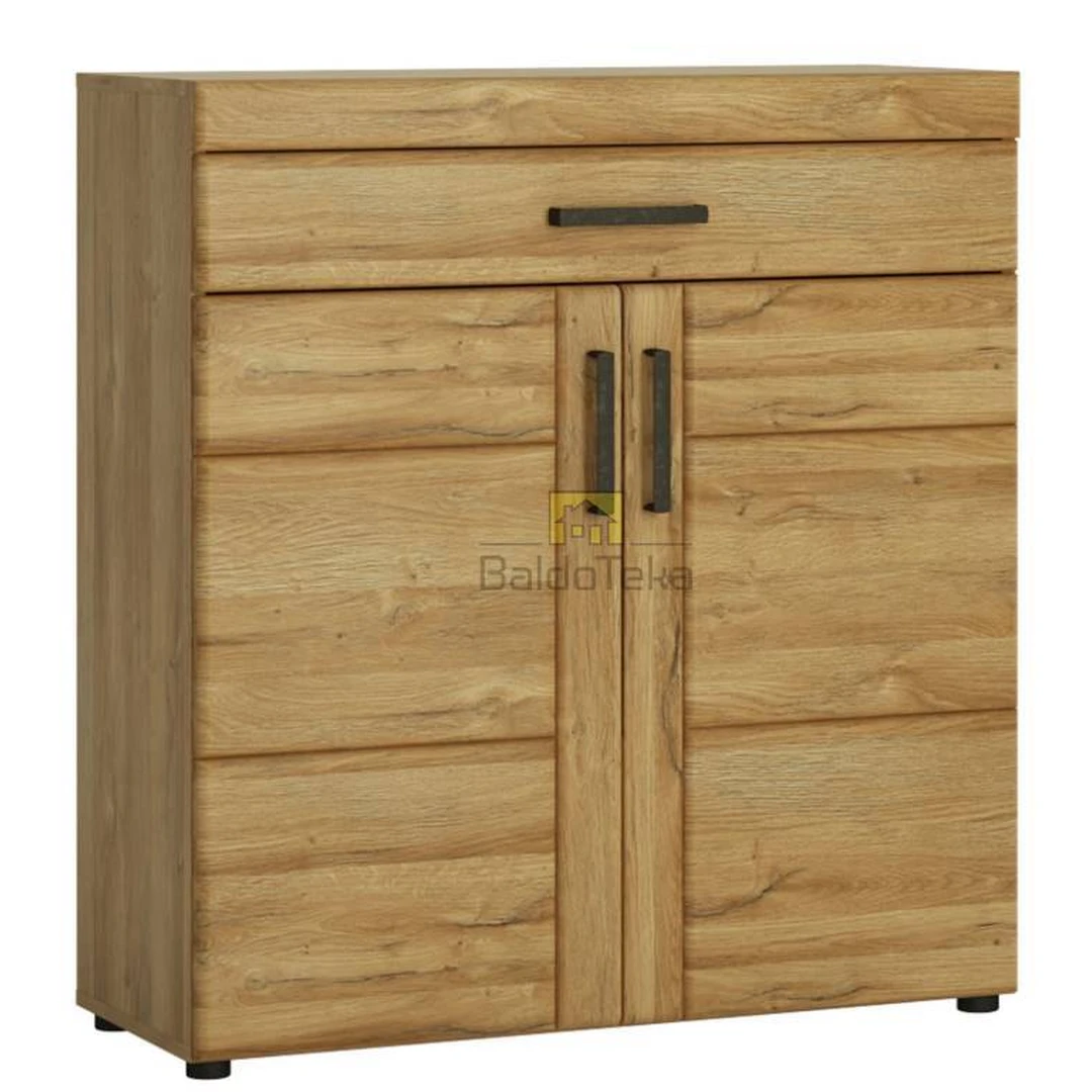 Stylus ąžuolo spalvos spintos su metališka rankena