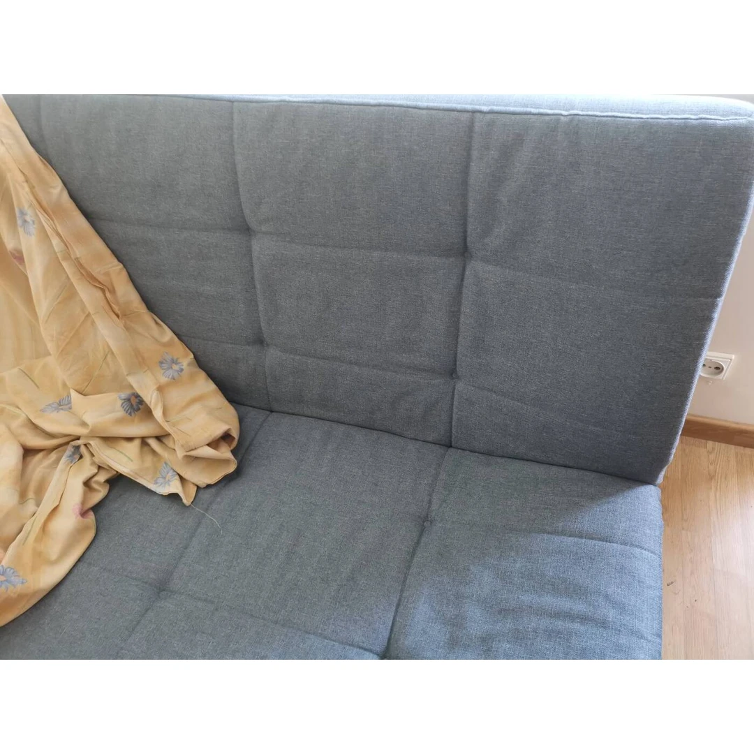 Naftos 180x200 lova su minkštais pagalvėmis, puikus būsto akcentas