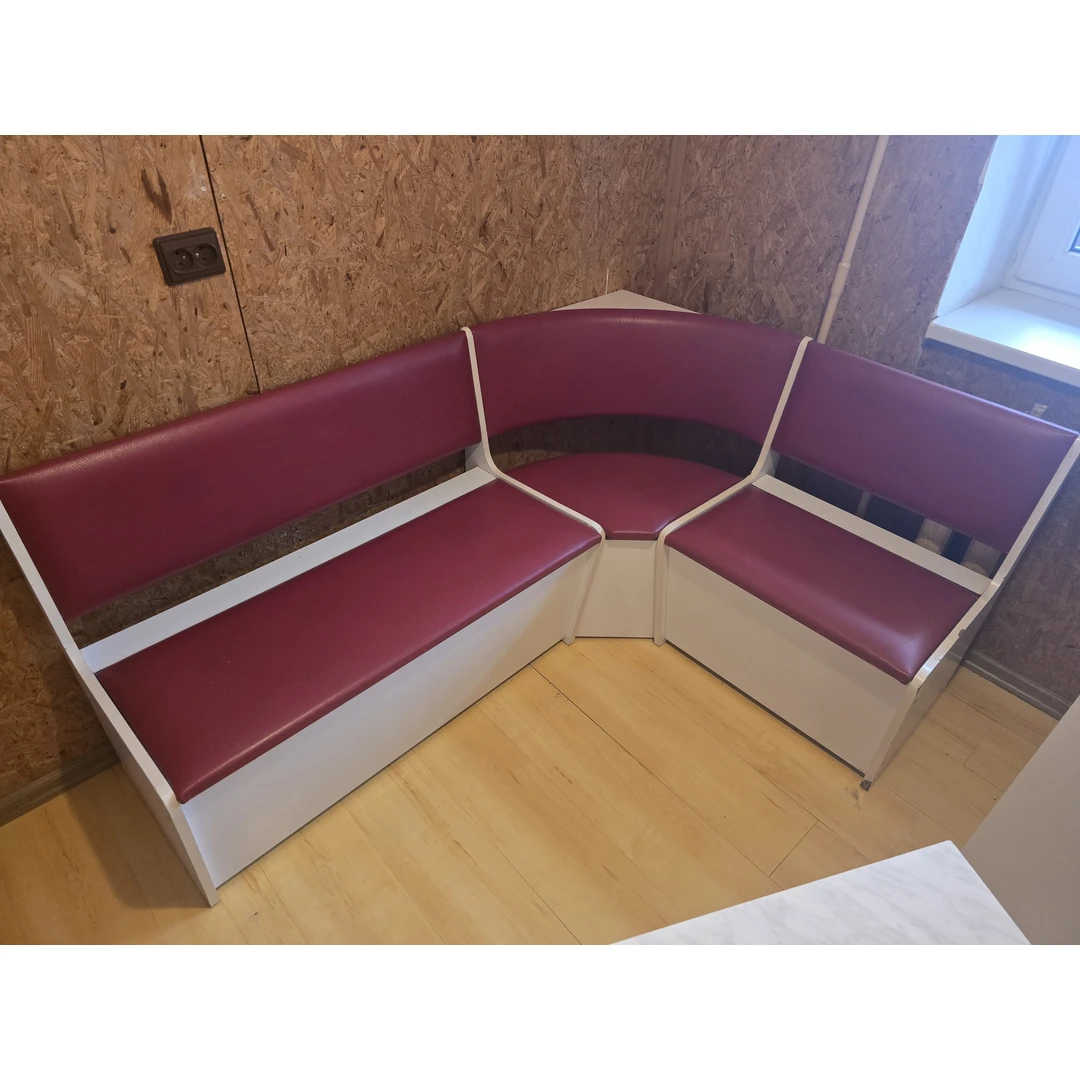 Naudotas virtuvinis kampas pigiau