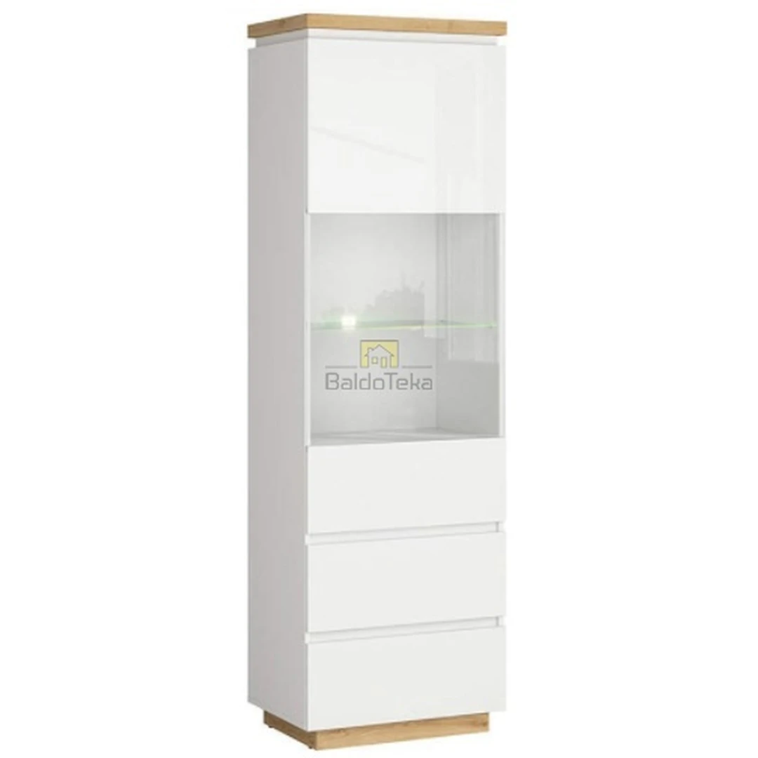 Šiuolaikiška spinta su tyliu uždarymu ir apšvietimu