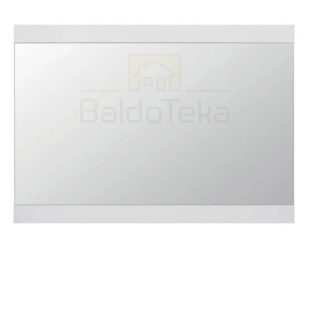 Šiuolaikiška baltos spalvos LMDP spintelė su blizgiu apdailu