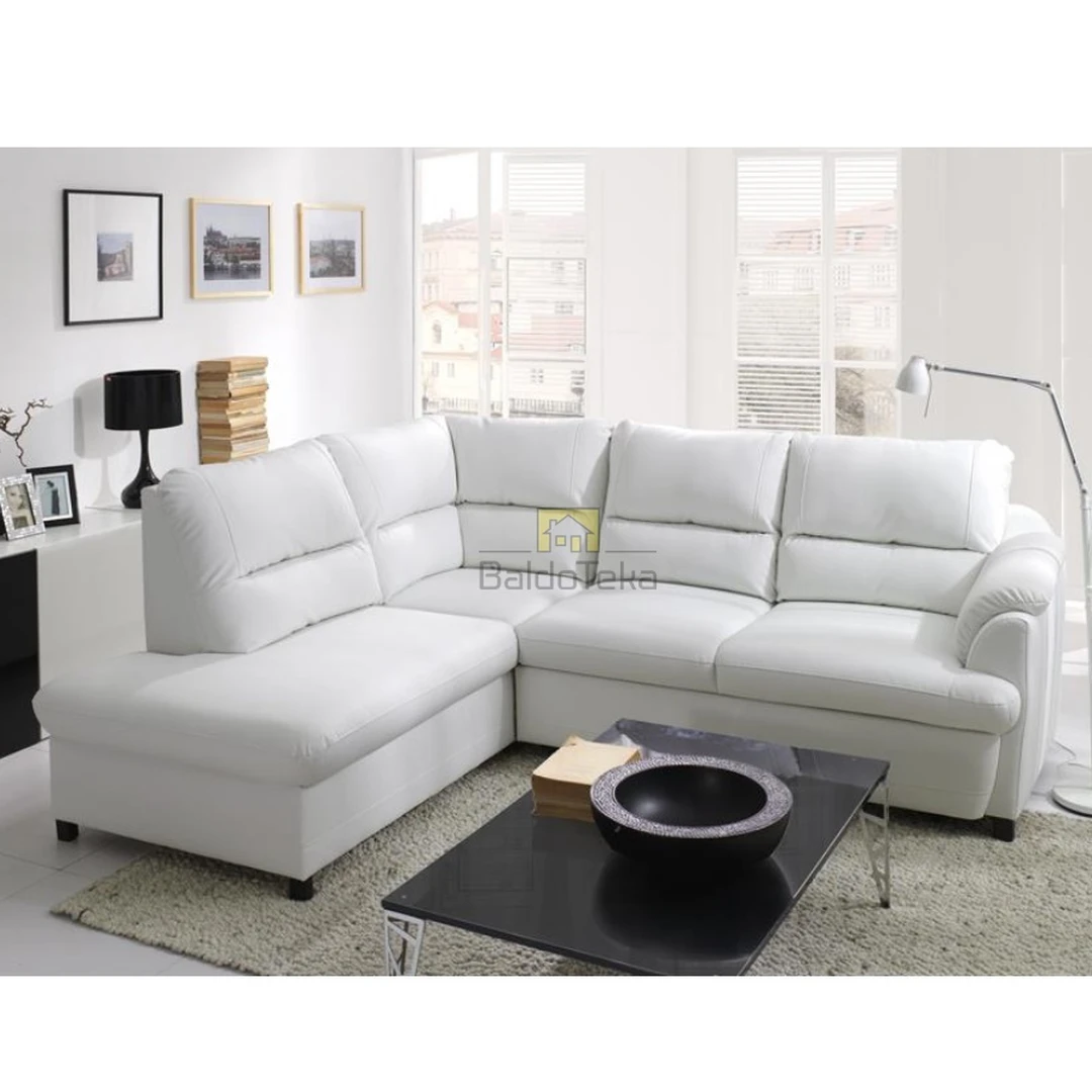 Ergonomiška lova su patalynės dėže ir medinėmis kojelėmis