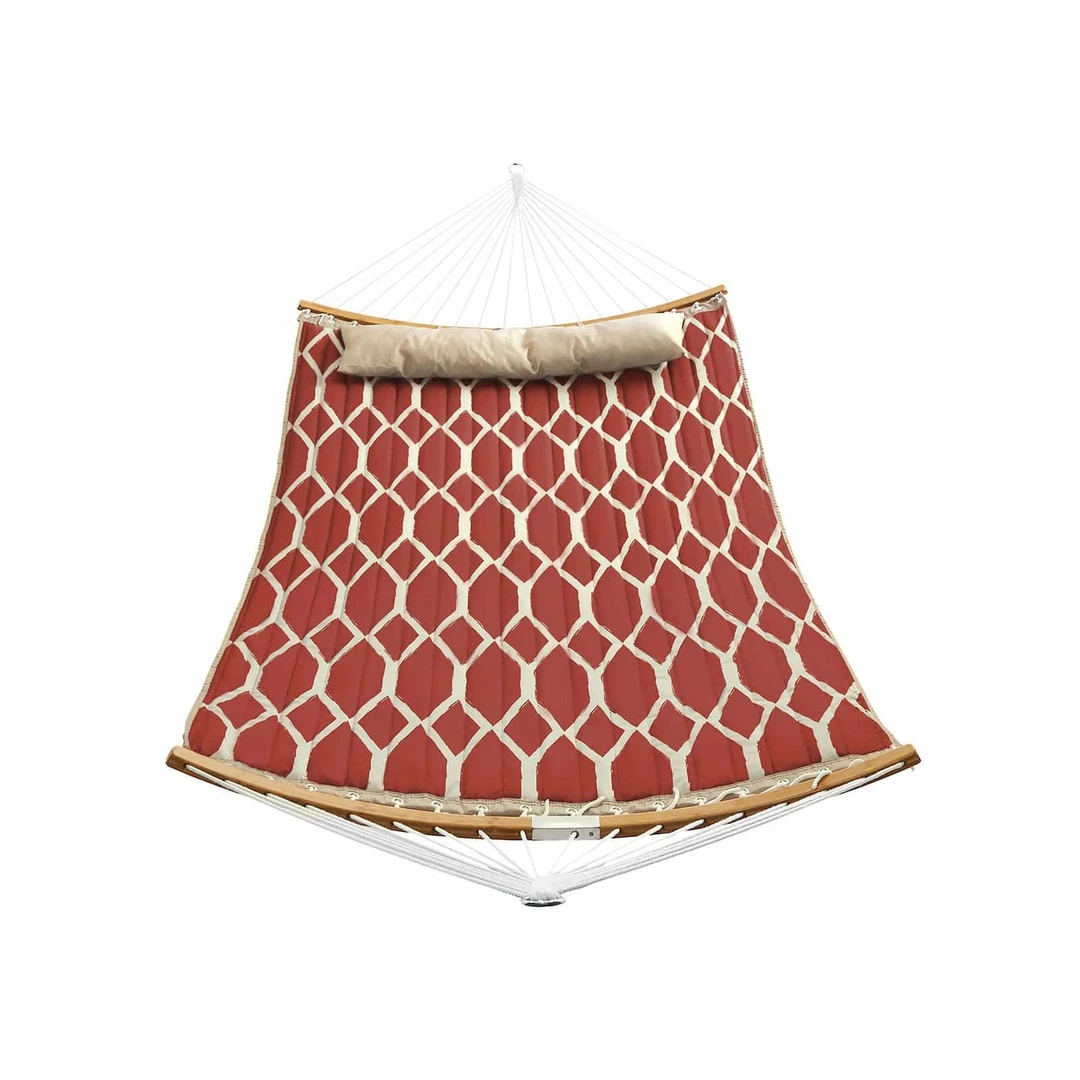 Hamakas sode – ramybės oazė poilsiui ir žvaigždžių stebėjimui