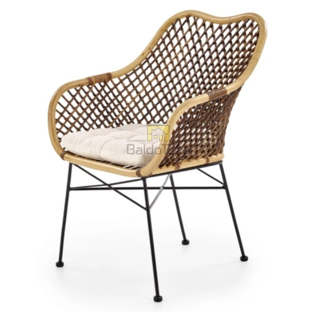 Natūralus ratano stalas su plieno karkasu