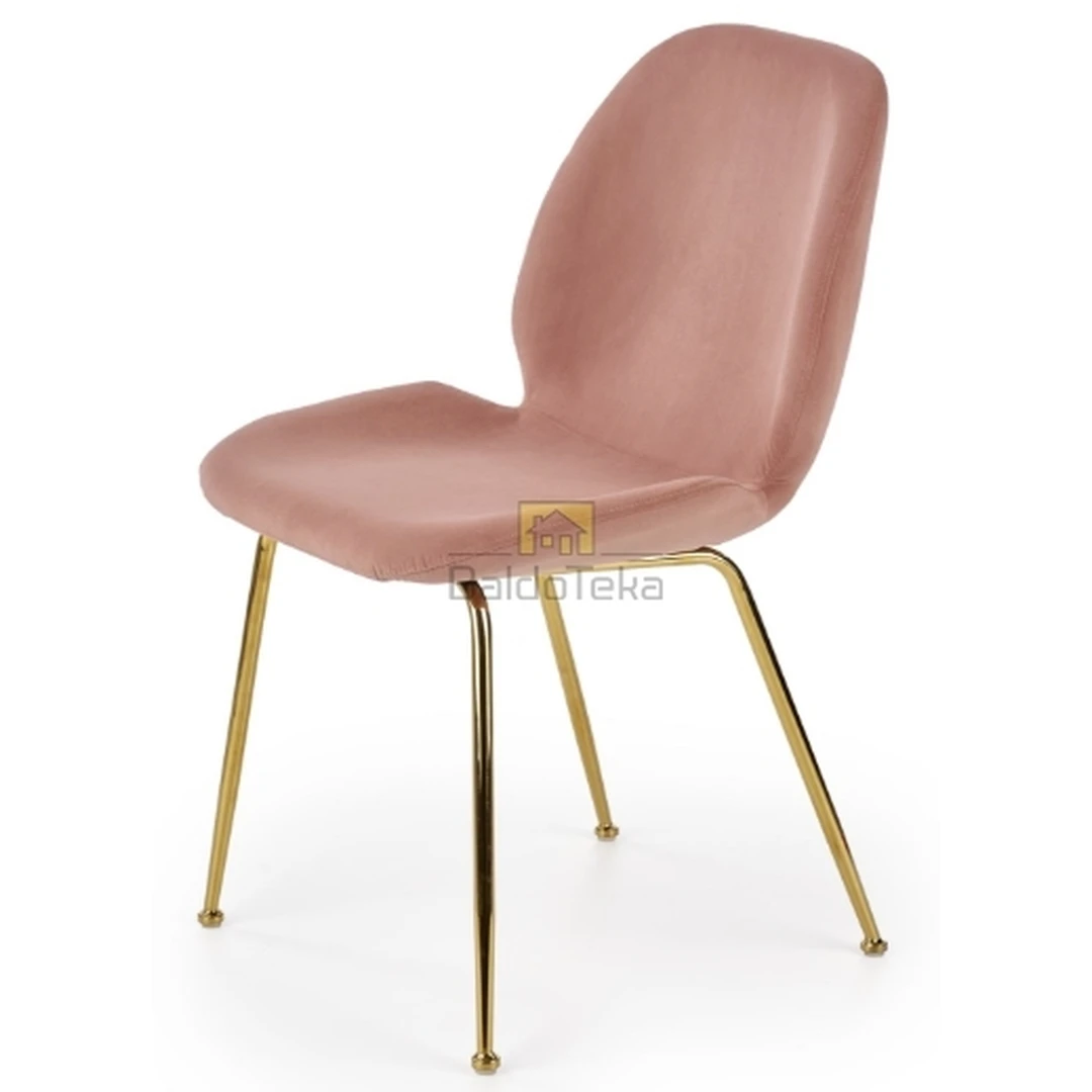 Šviesiai rožinės spalvos velvetinis fotelis su aukso detalėmis