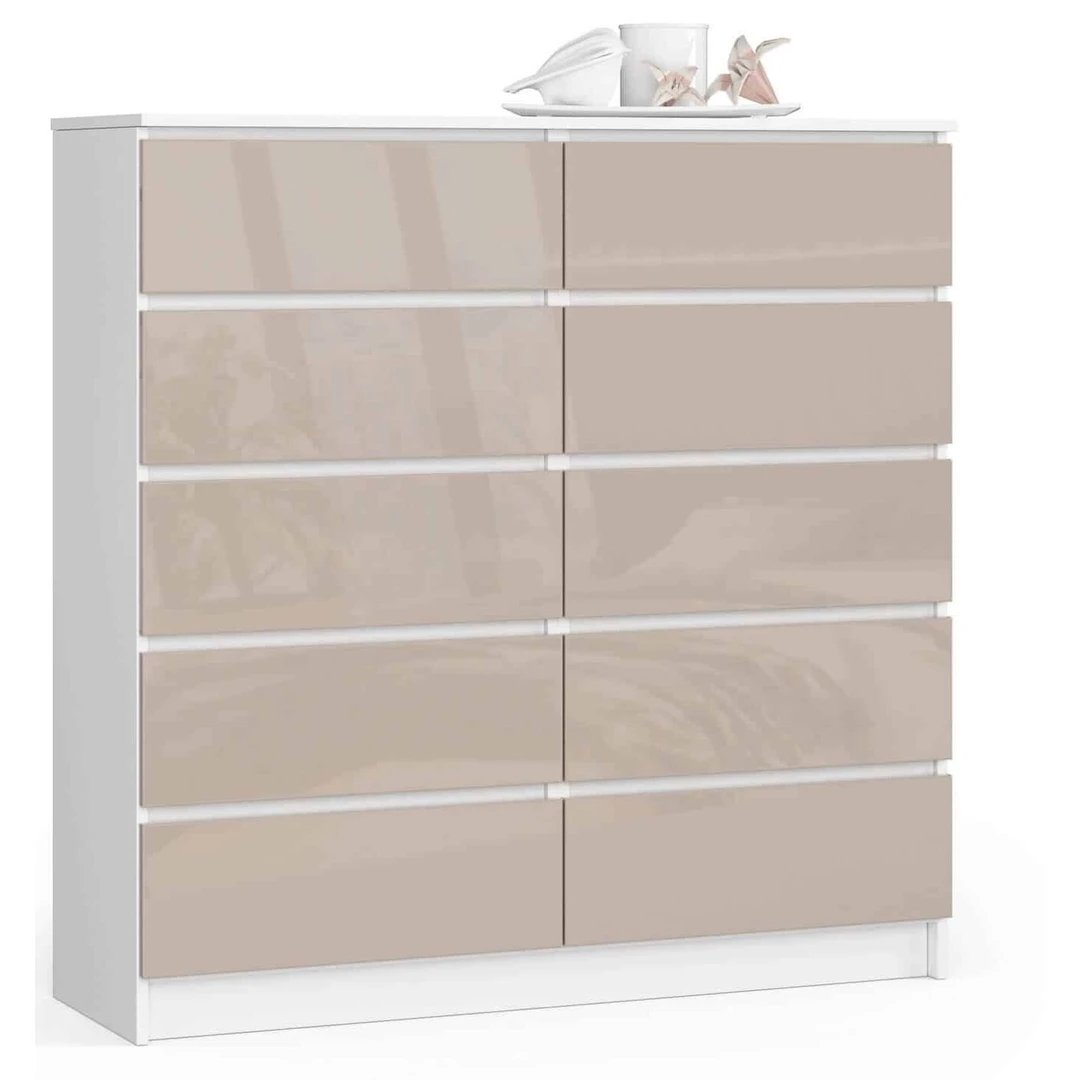 Balta laminuota komoda su kapučino blizgesiu