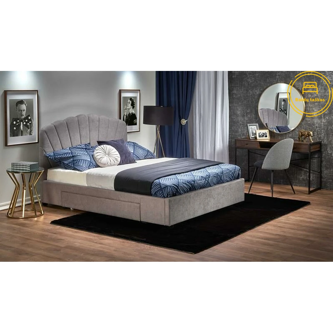 Žinoma! Pateiksiu keletą pavyzdžių, kaip galėtų atrodyti antraštės skelbimams:1. **Moderni sofos kolekcija