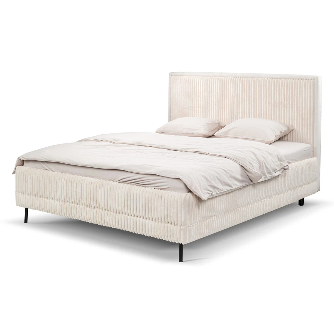 Stilinga miegamojo lova su dėže