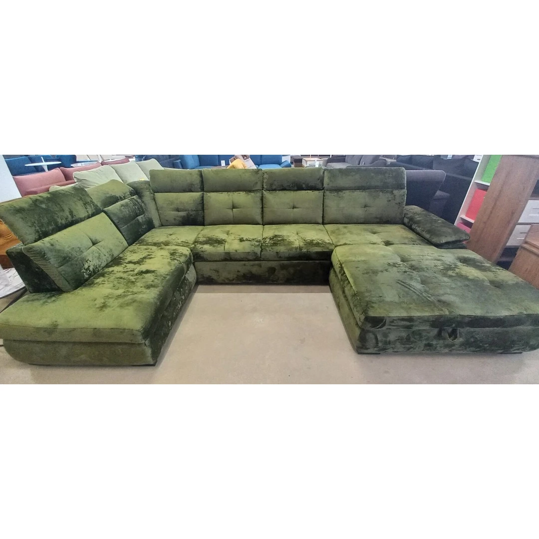 Elegantiška sofos komplektacija su minkštais pagalvėmis