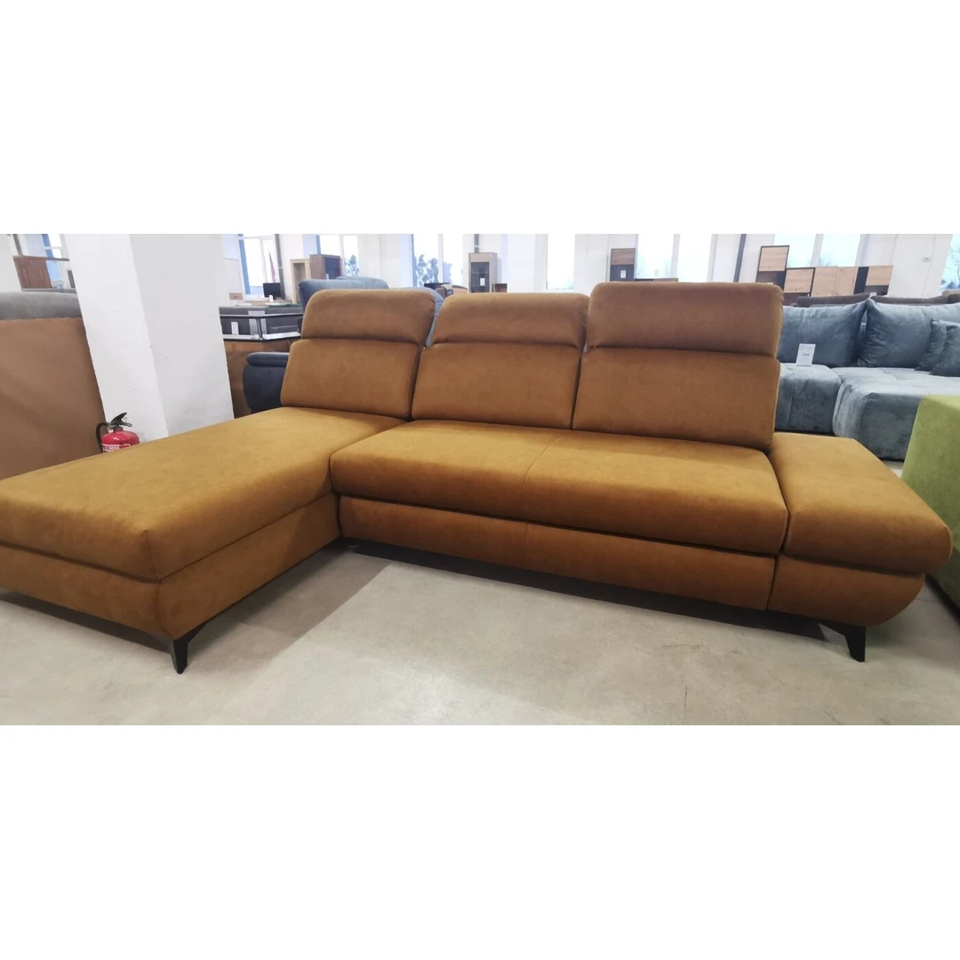 Modernus originalaus dizaino baldas su stilinga išvaizda ir patalynės dėže