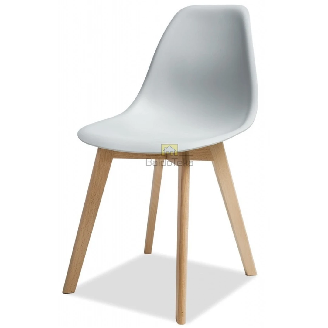 Stylingas ir praktiškumas – modernus plastikinis kėdės komplektas