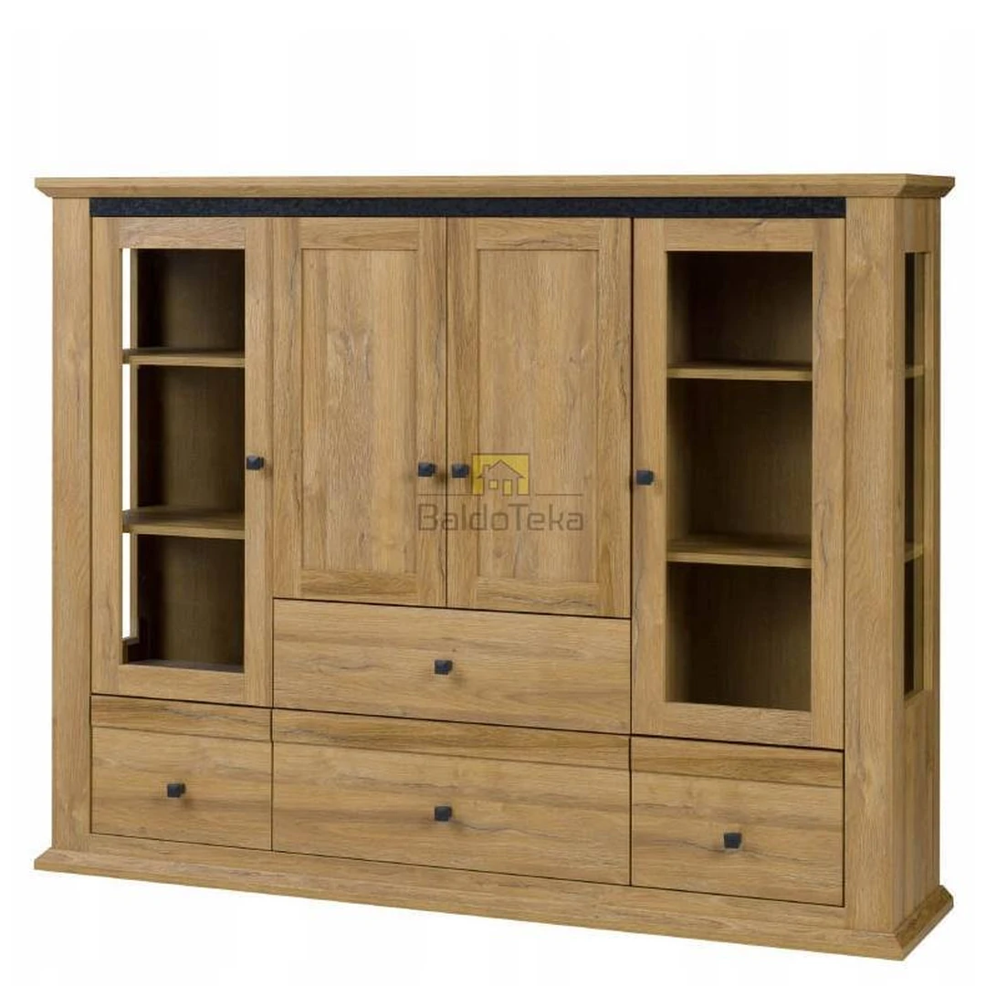 Ergonominė spintelė su metališkais rankenėliais