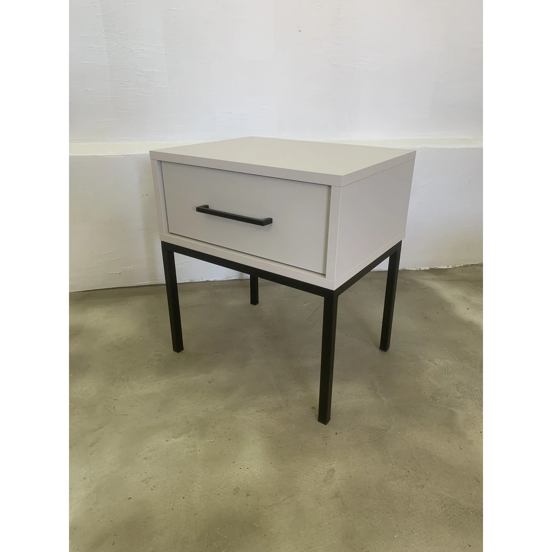 Madingi Egger-U702 ST9 spintos su švelniu pritraukimu