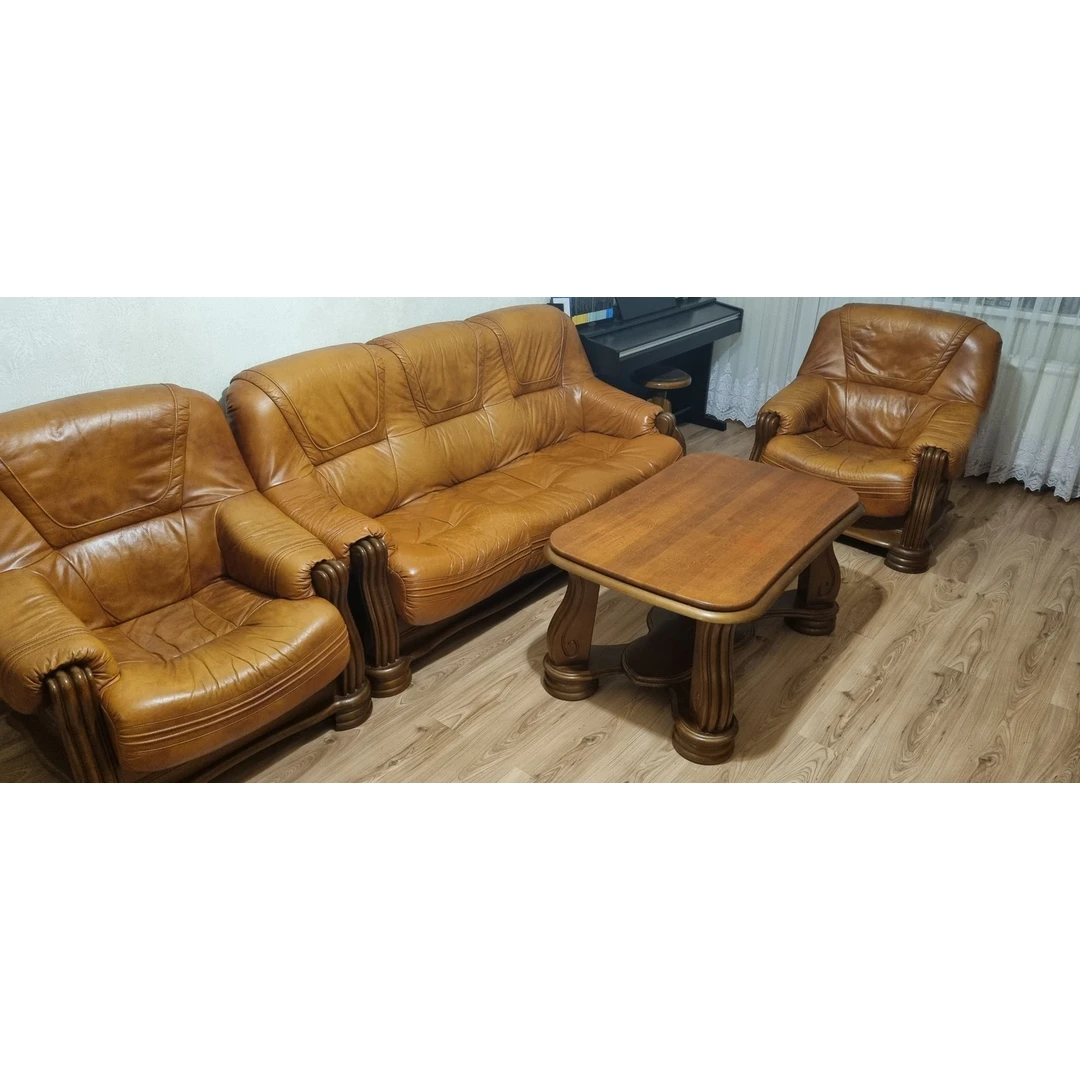 Renovuojama 3+1+1 sofos komplektas su minimaliais defektais