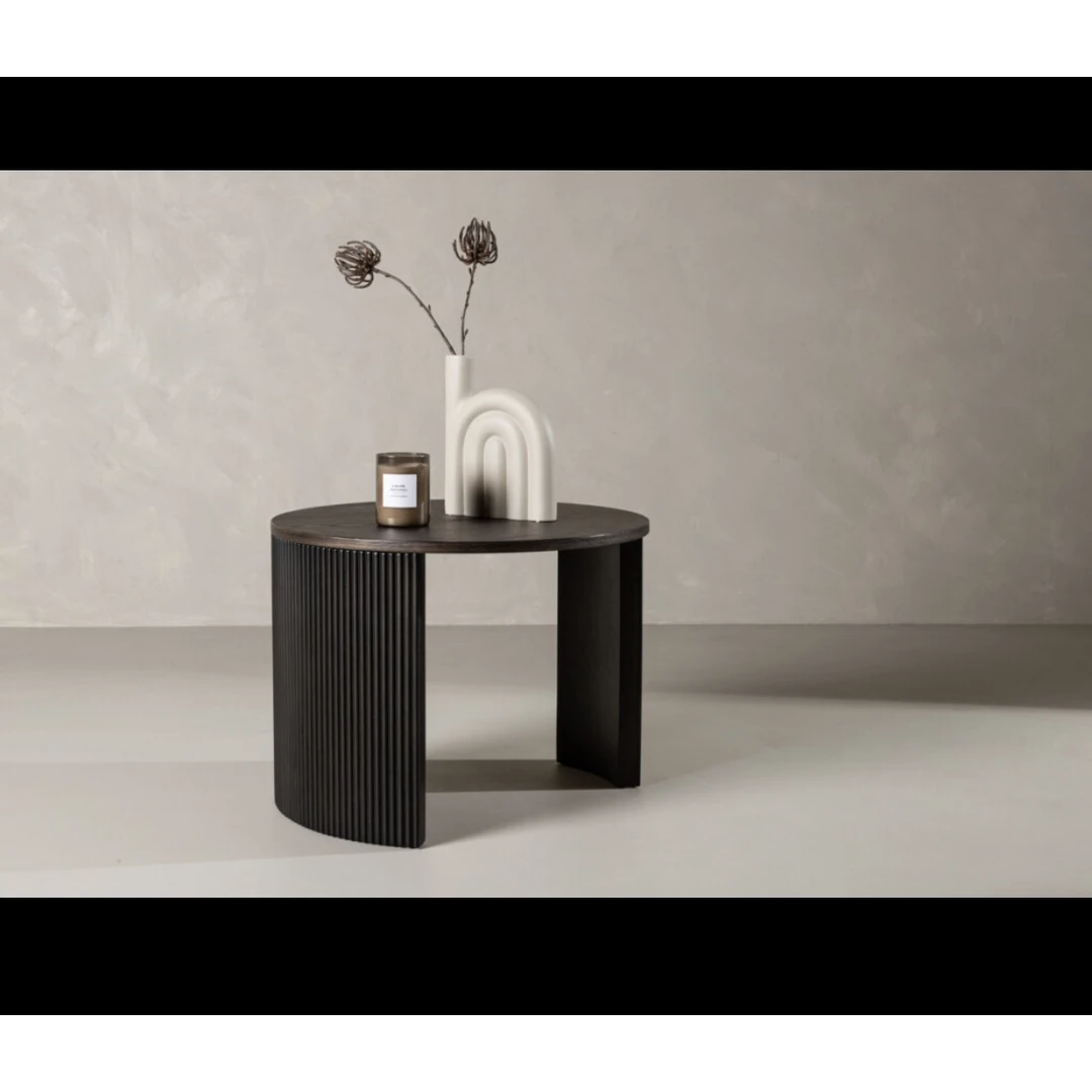 Šviežiai surinktas staliukas – puikus papildymas jūsų namams