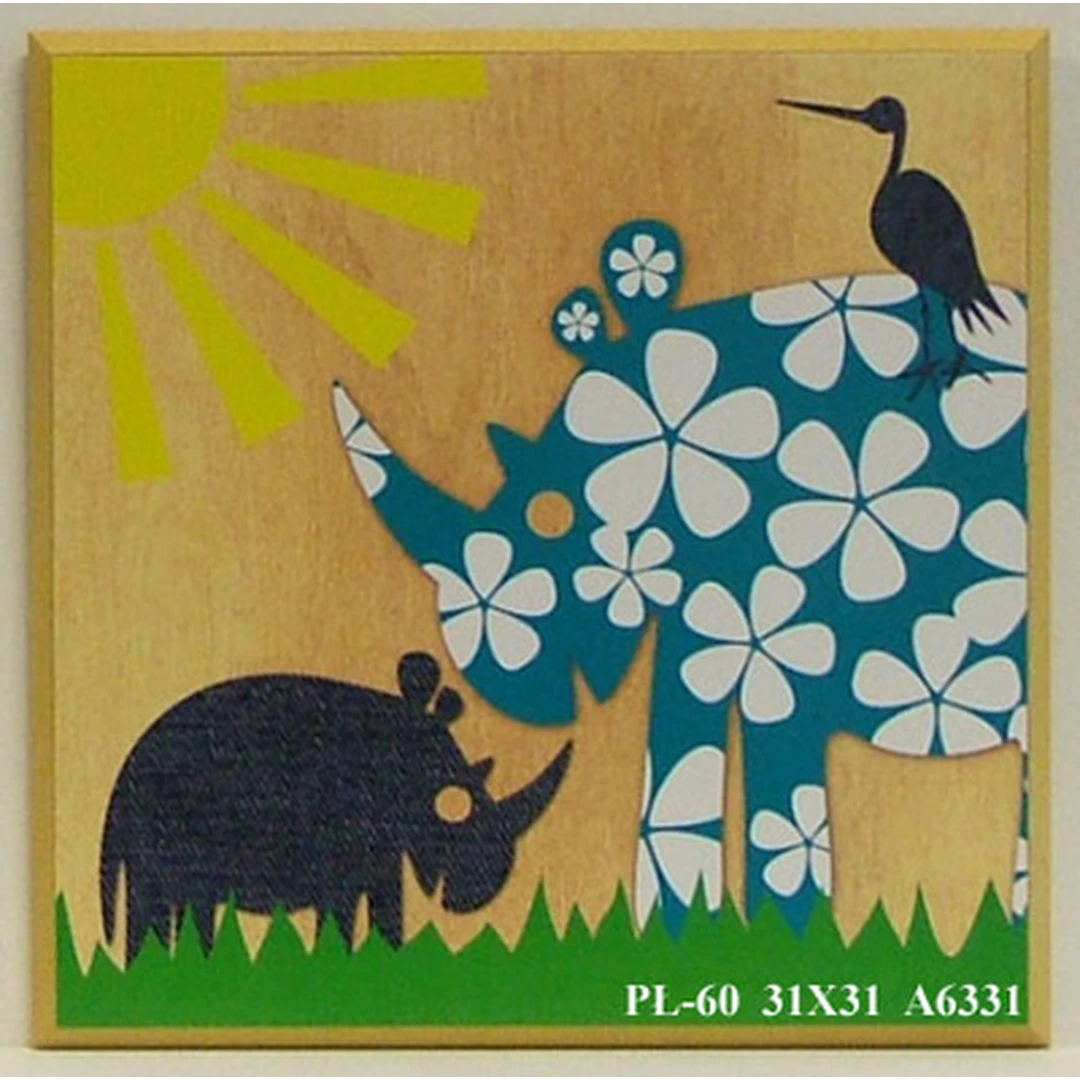 Kompaktiška 31×31 cm spintelė – idealus sprendimas mažiems erdvėms