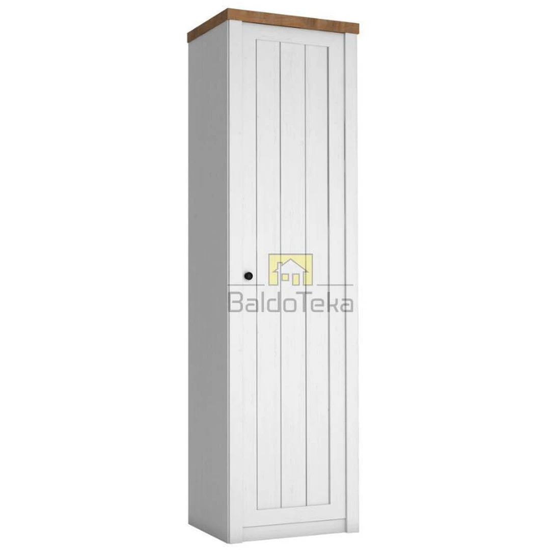 Elegantiškas spintos stalčius su metalinėmis rankenėlėmis