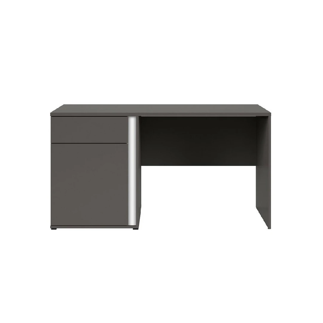 Funkcionalus rašomasis stalas darbui ir žaidimui