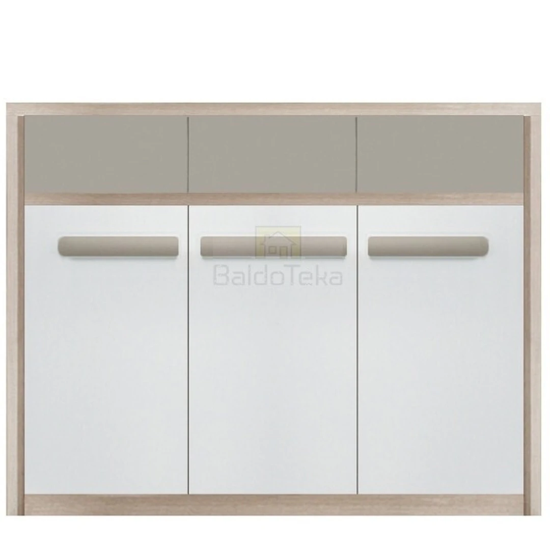 Stilinga guobos ir baltos spalvos spinta su blizgiu fasadu