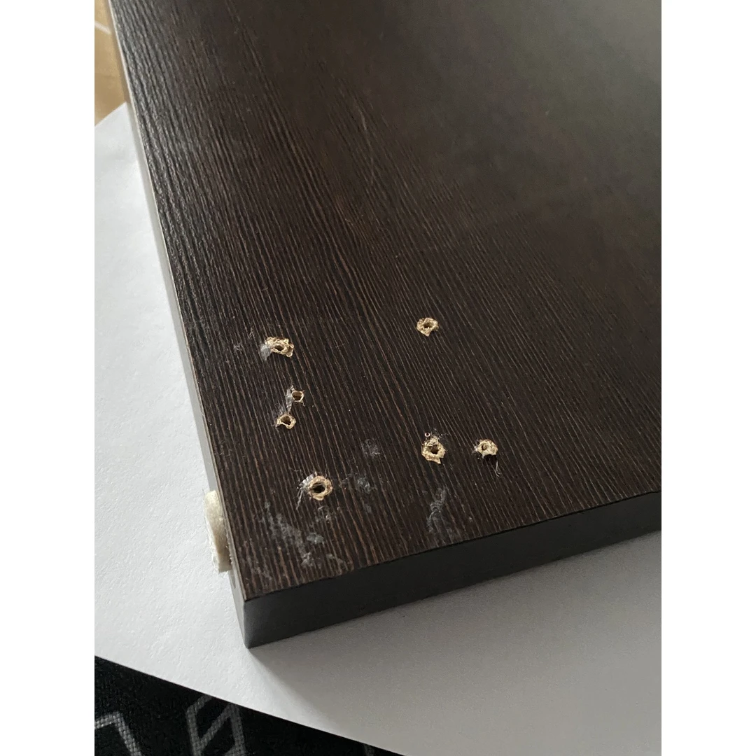 Dovanotas stalas su defektais – 135x65 cm