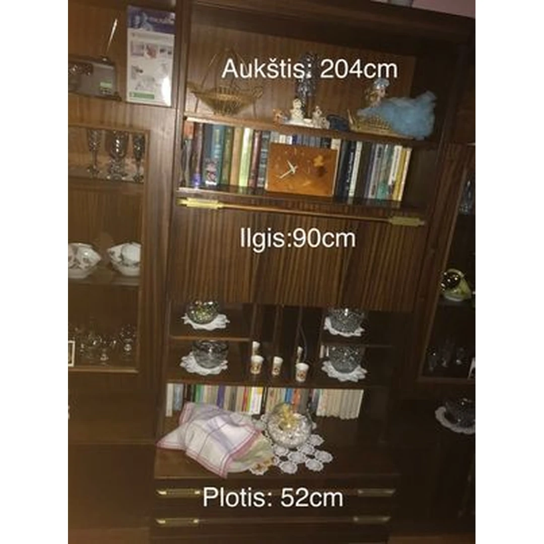 Sena sekcija su apšvietimu – puikus sprendimas jūsų namams