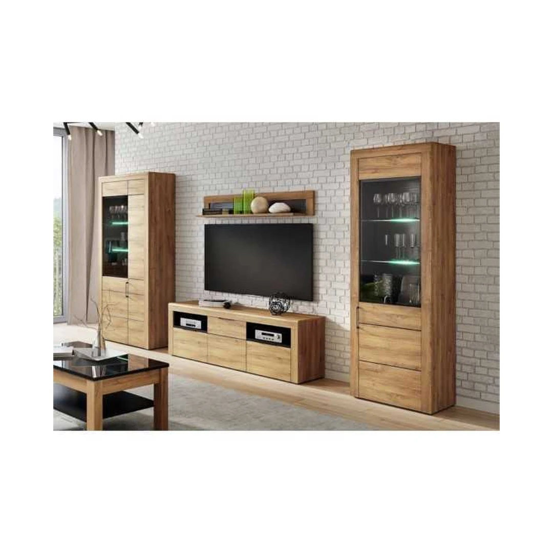 Modernūs gabaritiniai baldų komplektai KAMA su koreguojamais tarpais