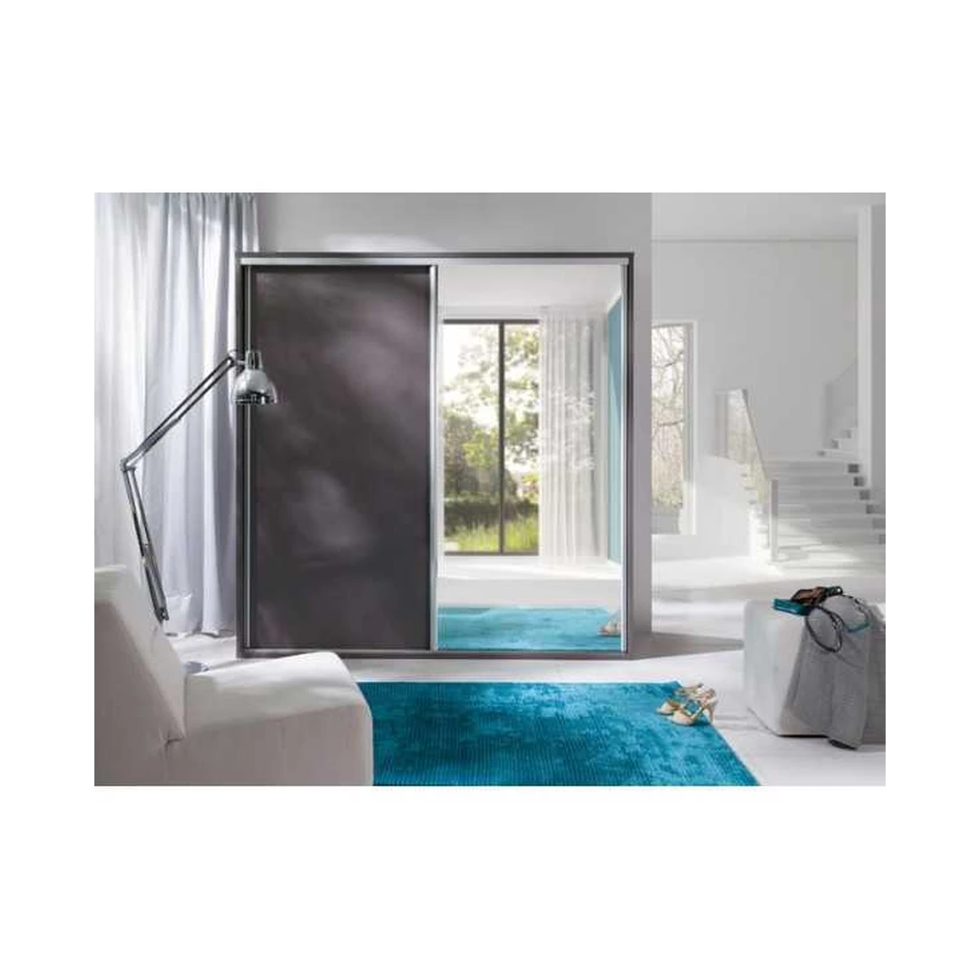 Erdvus modernus spintas su veidrodžiu – 206x210 cm