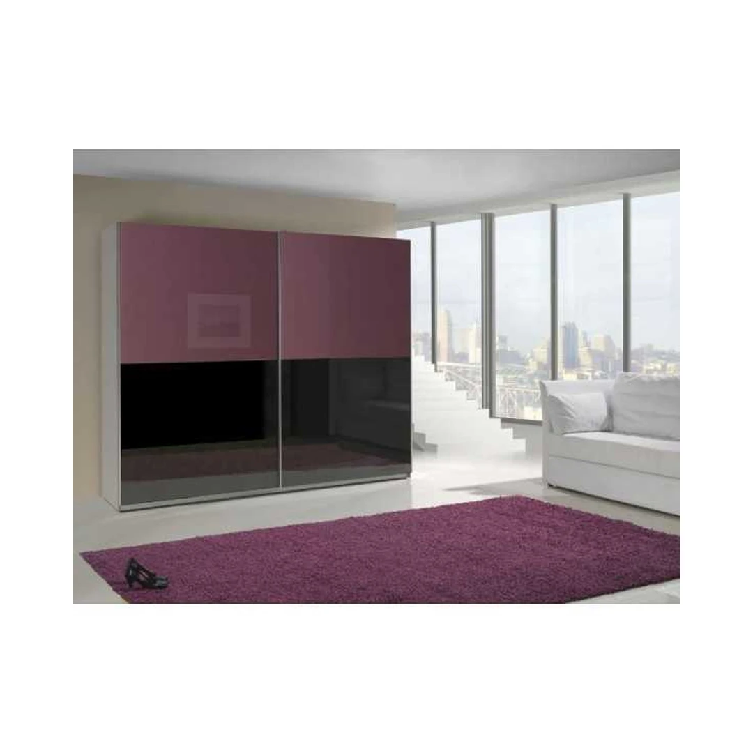 Moderni stumdomų durų spinta su blizgiais priekiais