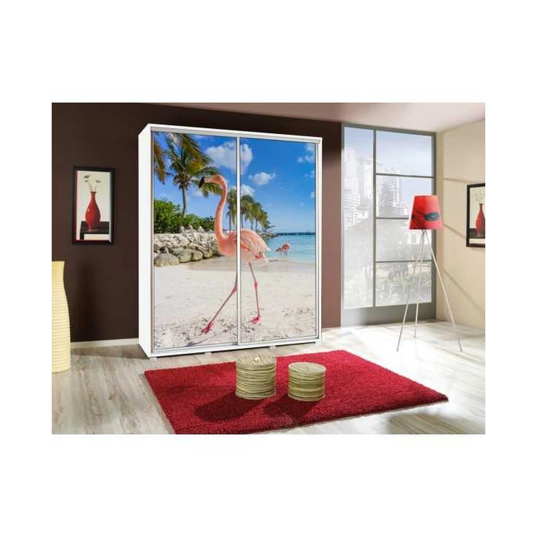 Erdvus spintos spintas su moderniu dizainu