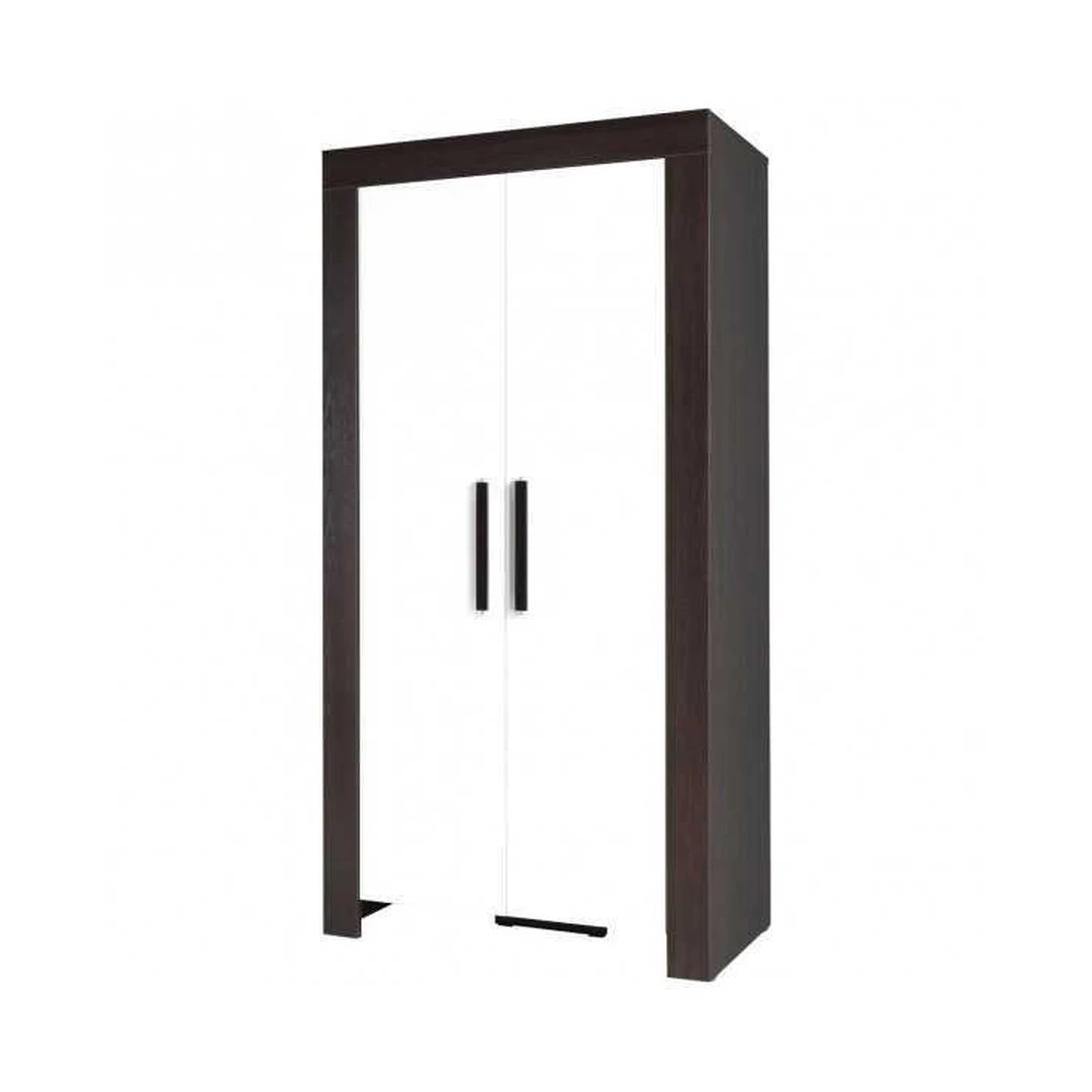 Erdvus spintos milžinas su atidaromomis durimis