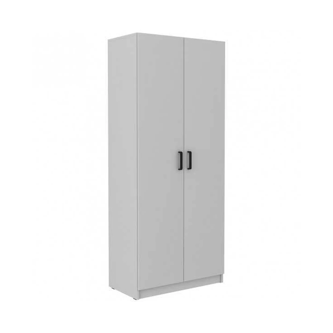 Šviesiai pilkas spintos su metališkomis rankenomis