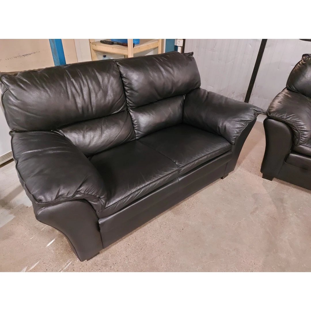 Puikios buklės iš naturalios odos – patogumas ir kokybė