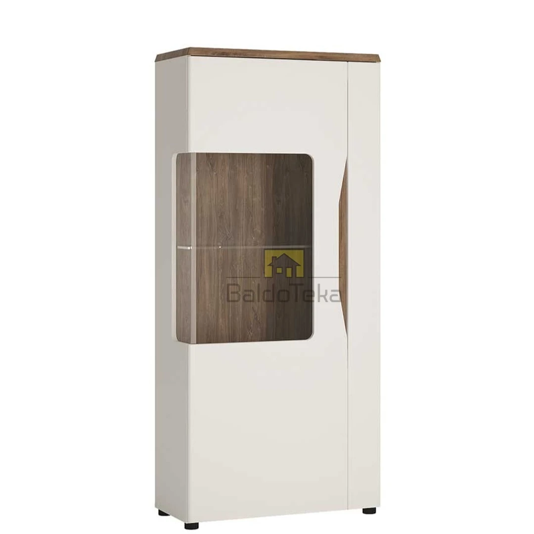 Stylingas: Balta matinė spinta su ąžuolo detalėmis