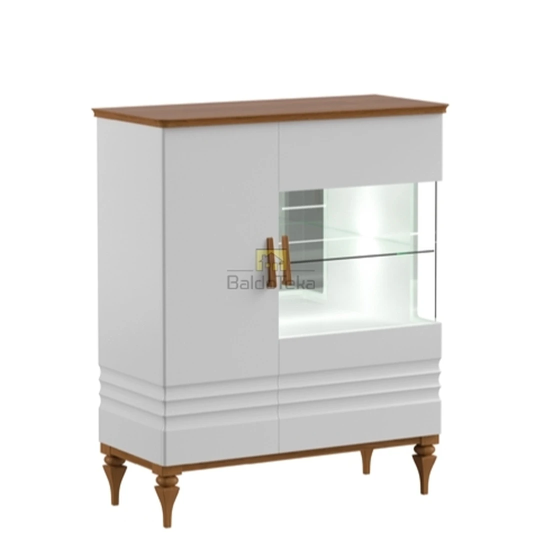 Moderni balta blizgi spinta su natūraliu ąžuolo dekoro