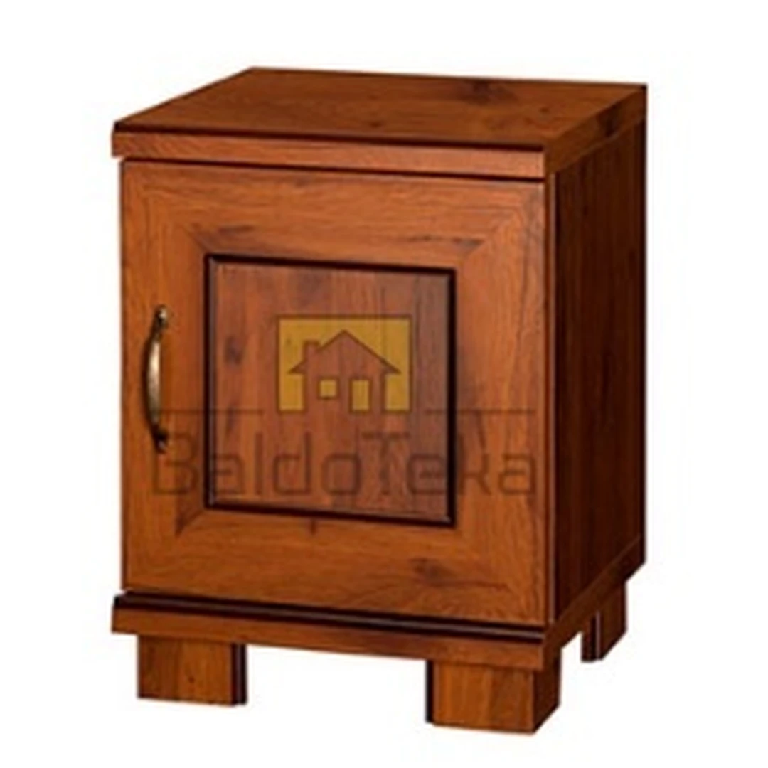 Šviesi Sanremo spalvos spinta su metalinėmis rankenėlėmis